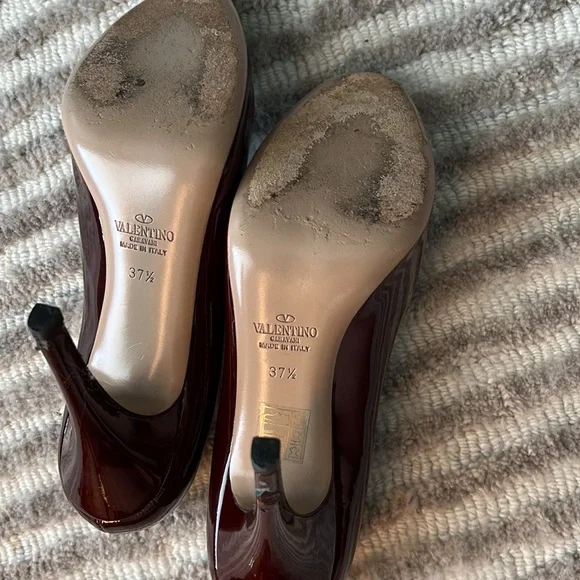 Patent Leather Pumps - Picture 10 of 13